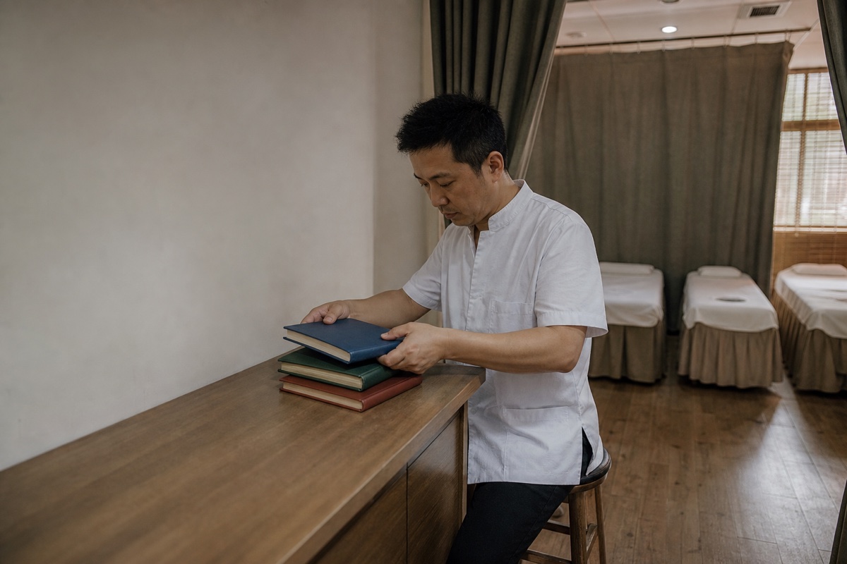 一人公司的天花板在哪:三个真实的上限,和绕过它们的代价 封面